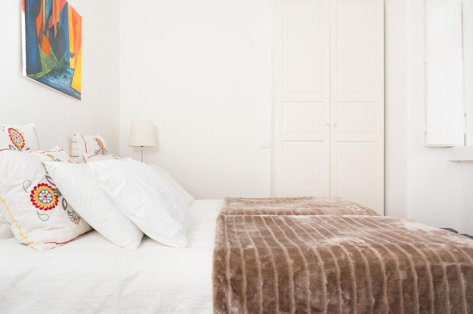 Stylish Lisbon Apartment In Alfama Exteriör bild