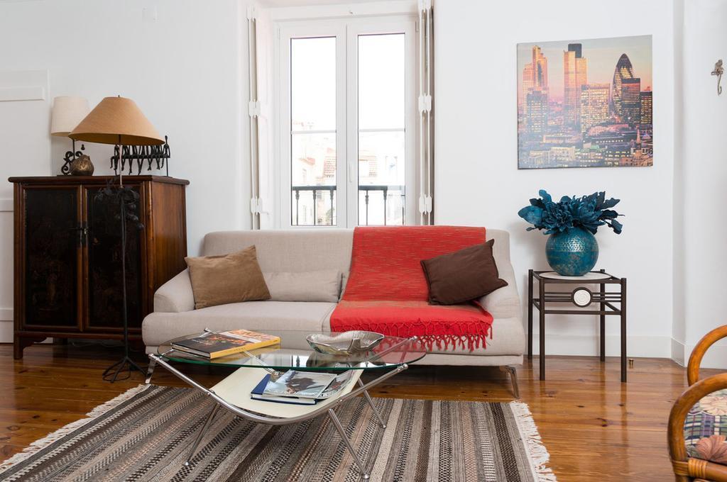Stylish Lisbon Apartment In Alfama Exteriör bild